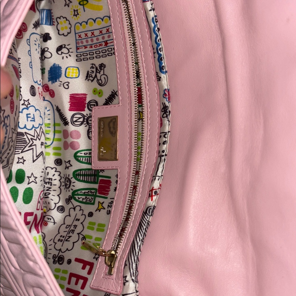 Fendi Logo Embossed Nappa Pink Leather Baguette - Picture 17 of 17